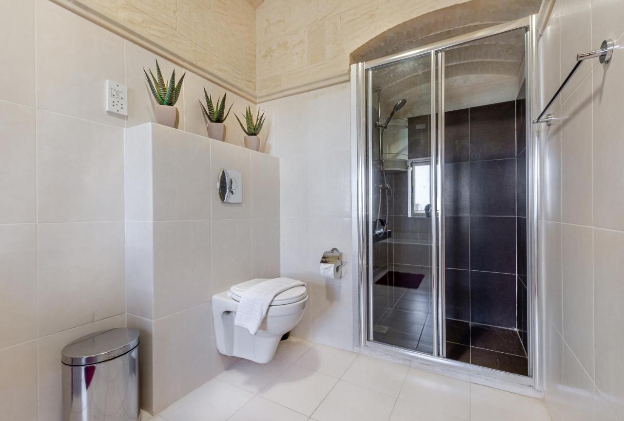 A Popular Pet Friendly Villa With A Pool, Gozo Xagħra エクステリア 写真