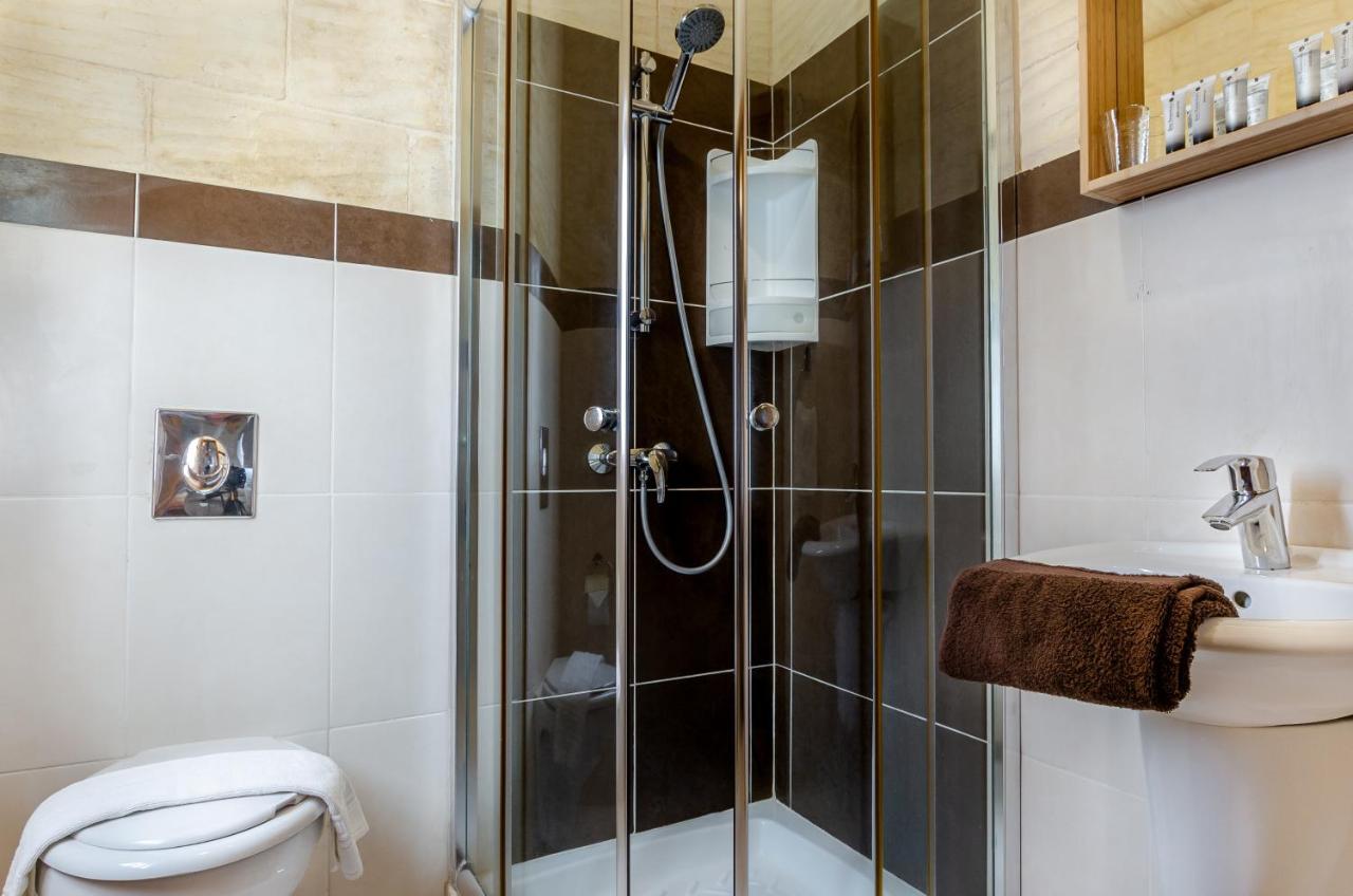 A Popular Pet Friendly Villa With A Pool, Gozo Xagħra エクステリア 写真